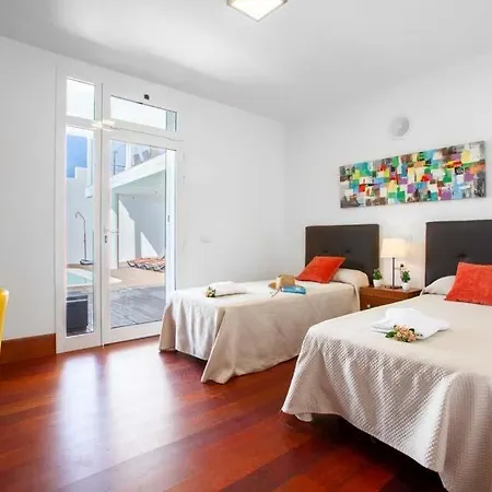 Villa Sleeps 12 Pool Air Con Wifi Puerto Calero