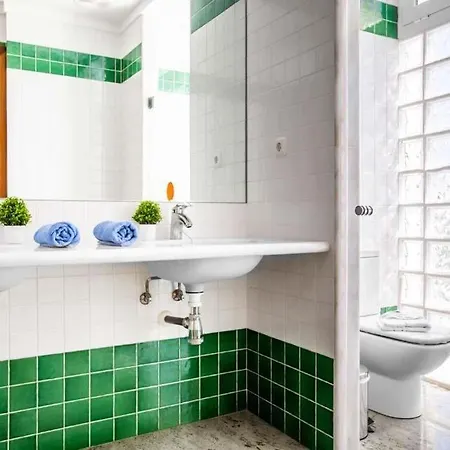 Sleeps 12 Pool Air Con Wifi Villa *